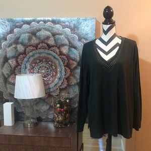 Green sweater w/beading